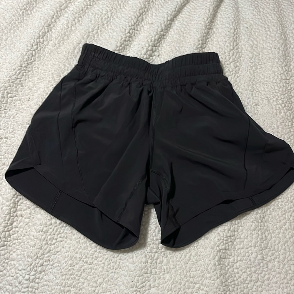 lululemon black high waisted size 2 shorts